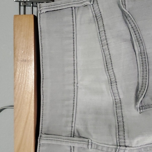 Chico’s jeans women’s size 6 small 0.5R grey elastic waist thin pliable … - Picture 15 of 16